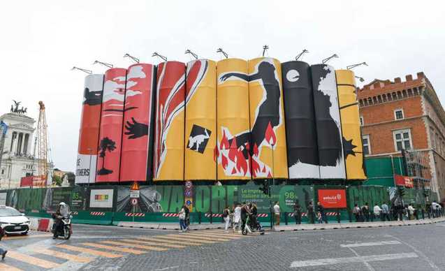 Picture exhibit Marinella Senatore Murales